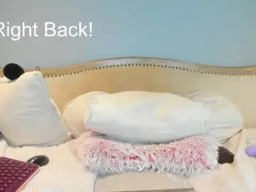 Chaturbate Free Live Porn of eatmygingersnapps