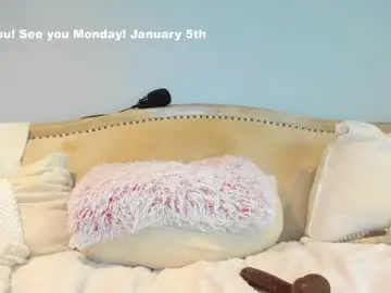 Chaturbate Free Live Porn of eatmygingersnapps