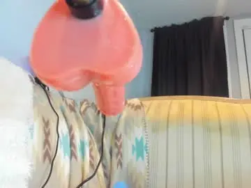 Chaturbate Free Live Porn of eatmygingersnapps