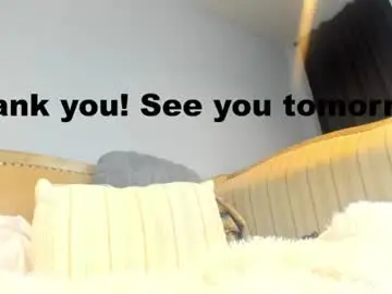 Chaturbate Live Sex Cam of eatmygingersnapps