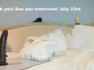 Chaturbate Live Sex Cam of eatmygingersnapps