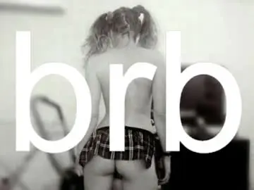 Chaturbate Live Sex Cam of ella_ellasi