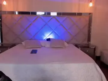 Chaturbate Live Sex Cam of juliettemoreaux