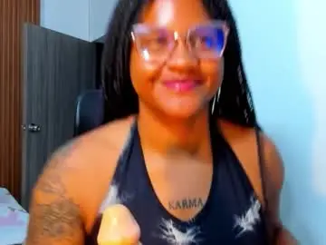 Chaturbate Free Porn Cam of zahra_rose