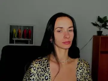 Chaturbate Live Sex Cam of annakillian_kiss