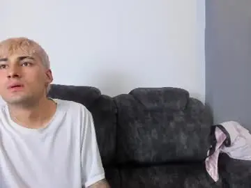 Chaturbate Adult Webcam of rousse_n_kenji
