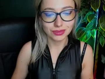 Chaturbate Live Porn of heidi_pleasure