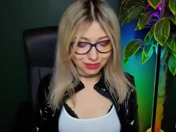 Chaturbate Free Live Porn of heidi_pleasure