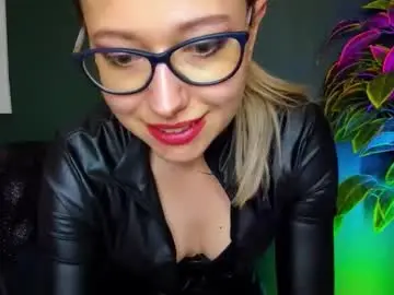 Chaturbate Watch Live Sex Cams of heidi_pleasure