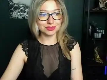 Chaturbate Sex Cam of heidi_pleasure