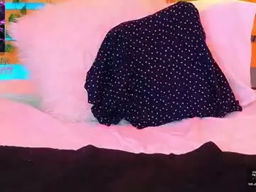 Deepthroat milf cams