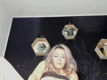 Chaturbate Watch Live Sex Cams of alesys69