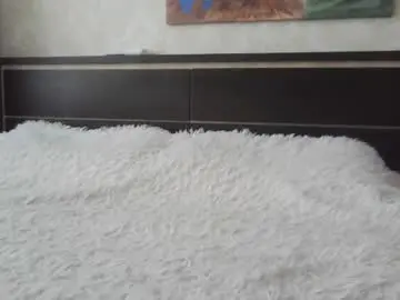 Chaturbate Free Porn Cam of cute_strawberry_