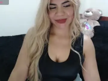 Chaturbate Live Sex Cam of ruby_sky69