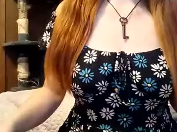 Chaturbate Live Sex Cam of lunathepoet