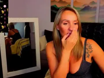 Chaturbate Sex Cam of alisa_allisen