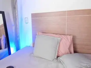 Chaturbate Watch Live Sex Cams of miadanielss