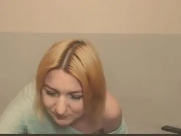 Chaturbate Live Sex Cam of the_basic_instinctt