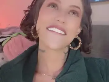 Chaturbate Watch Live Sex Cams of hannah_borbon_