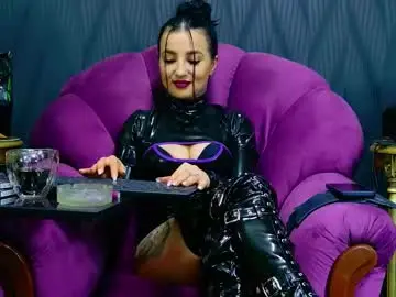 Chaturbate Nude Webcam of vivianreeve