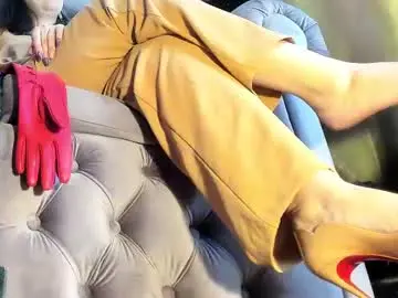 Chaturbate Watch Live Sex Cams of lady__leather