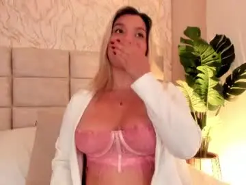 Chaturbate Live Sex Cam of gaia_stonne