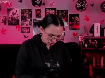 Chaturbate Adult Webcams of lilith_deveraux_