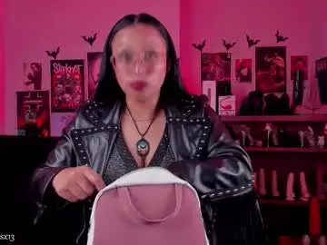 Chaturbate Sex Cam of lilith_deveraux_