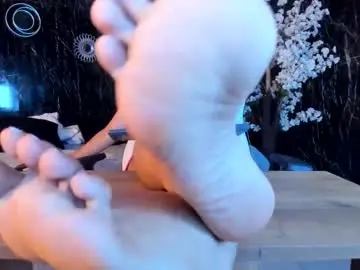 Chaturbate Best live sex cam show of nicolle_milf