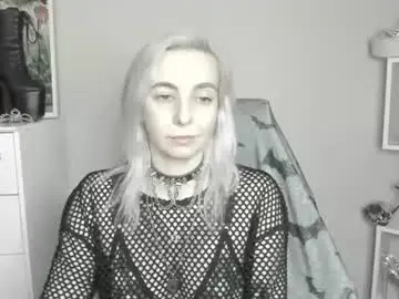 Teasing milf cams