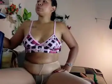 Chaturbate Live Porn of diamond_lucy83