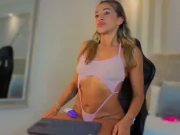 Chaturbate Free Porn Cam of tayra_pradit