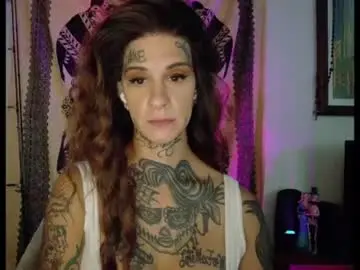Chaturbate Nude Webcam of tattooed_natalia