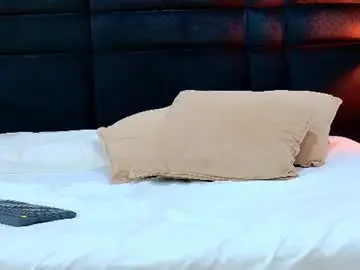 Chaturbate Nude Webcam of hollyolson