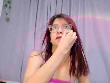 Chaturbate Live Sex Cam of sarahsmitt