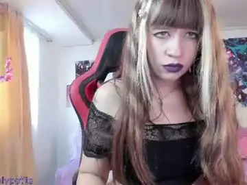 Chaturbate Free Porn Cam of mathildalapetite