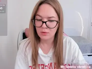 Chaturbate Watch Live Sex Cams of ami_amour_