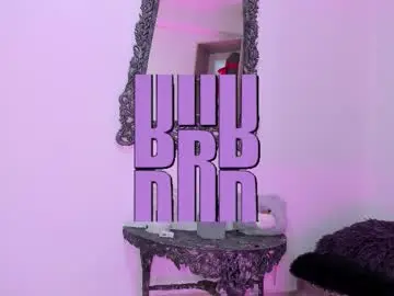 Chaturbate Live Sex Cam of sexyly_fit