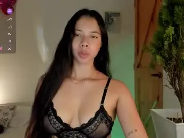 Chaturbate Watch Live Sex Cams of alyssagreen_