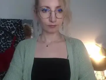 Chaturbate Adult Video Chat of cinderellamoon