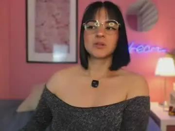 Chaturbate Adult Webcam of soysaraa_
