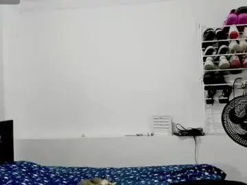 Chaturbate Live Porn of sweetsquirtx23
