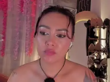 Chaturbate Live Sex Cam of smi_samara