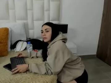 Chaturbate Sex Cam of ariana_rouse_