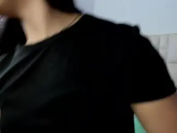 Chaturbate Live Sex Cam of ariana_rouse_