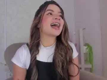 Chaturbate Live Sex Cam of valeriaortegaa