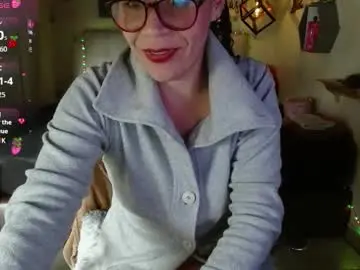 Chaturbate Live Sex Cam of mia_velvet1