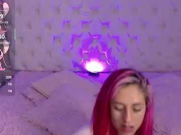 Chaturbate Live Sex Cam of alektra_bryce