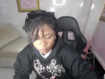 Chaturbate Live Sex Cam of liia_v