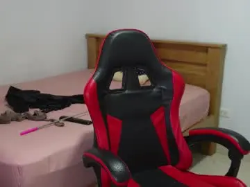 Chaturbate Sex Cam of andrea_loaiza2